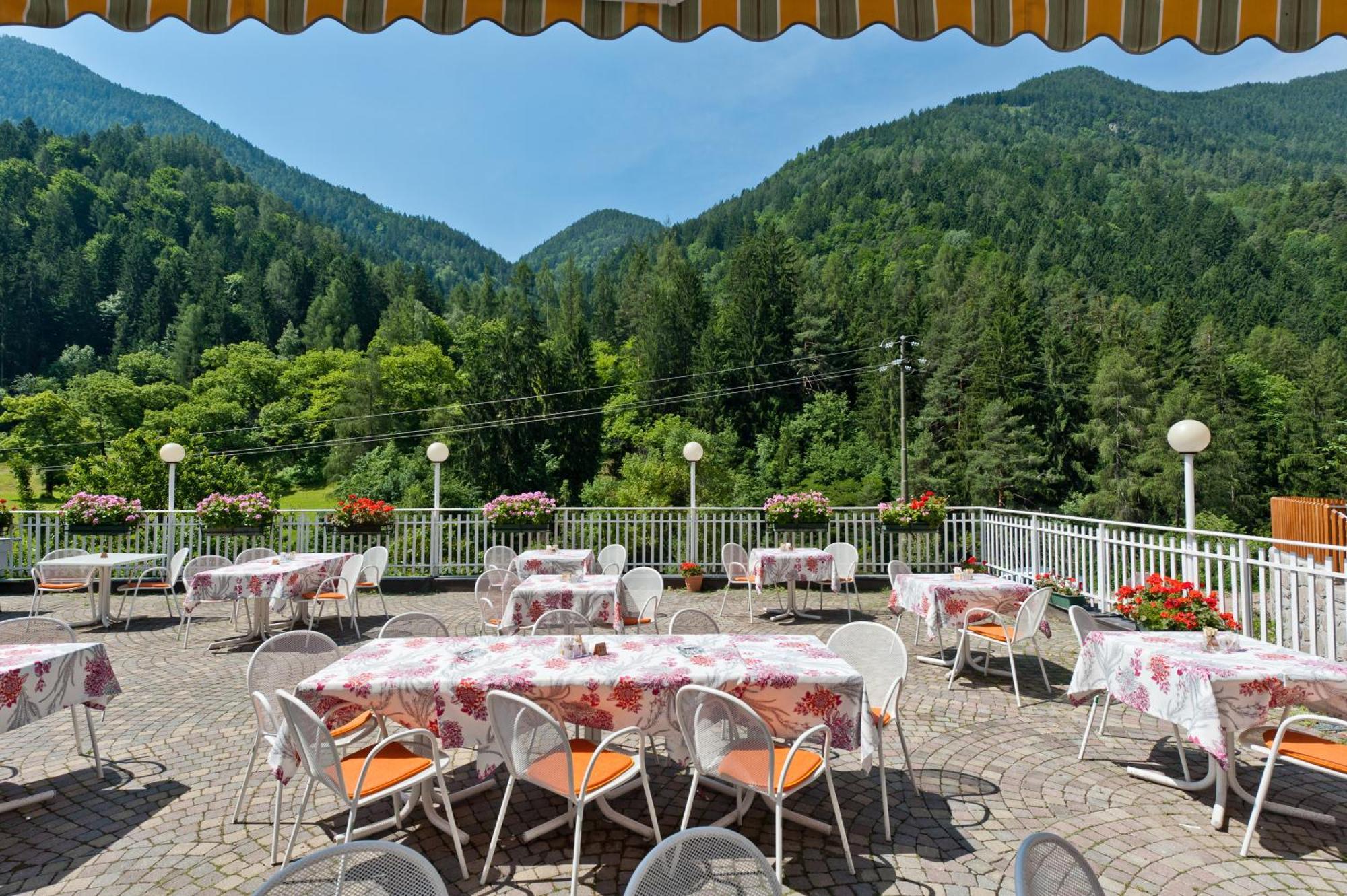 Gasthof Zur Sonne Cardano Exterior photo